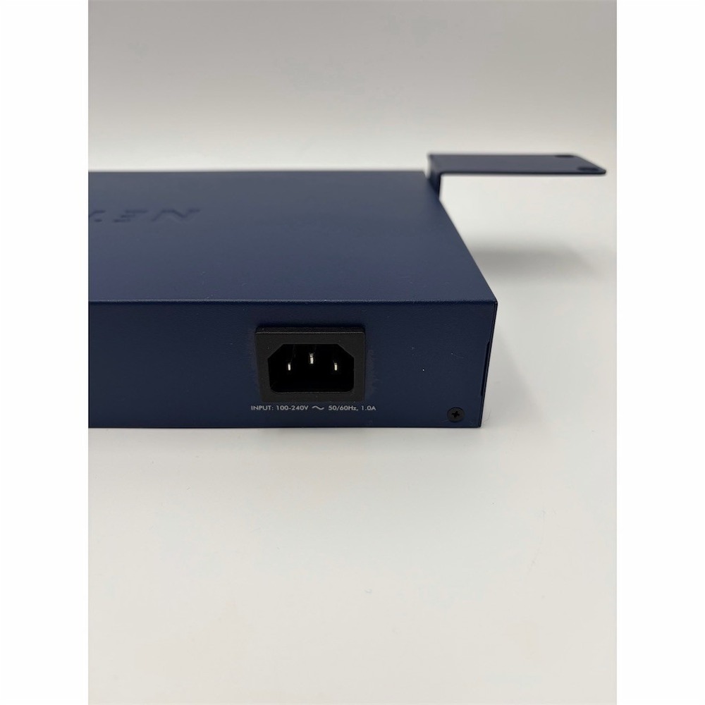 NETGEAR ProSafe 24-Port Gigabit Ethernet Switch Unmanaged Rackmount w/‎ - Picture 9 of 11